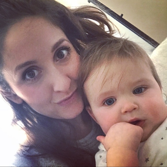 Meet your Posher, Hannah - Picture 3 of 3